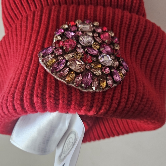Moncler wool beanie with sparkly Crystal gems On LOGO - Picture 2 of 5